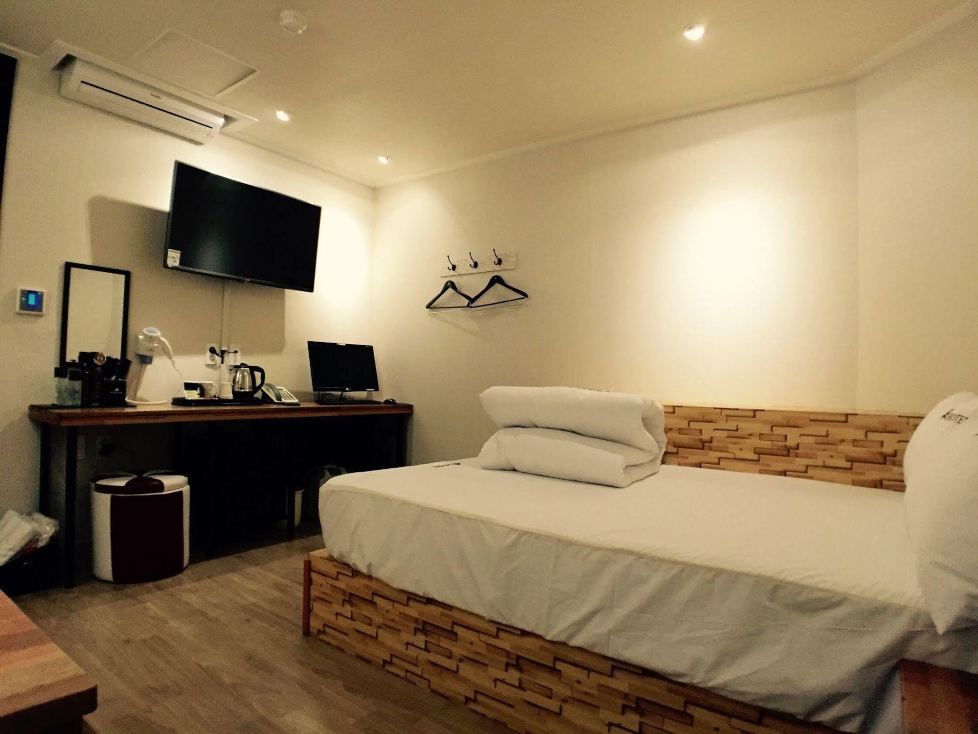 Ara Hotel Пусан Экстерьер фото