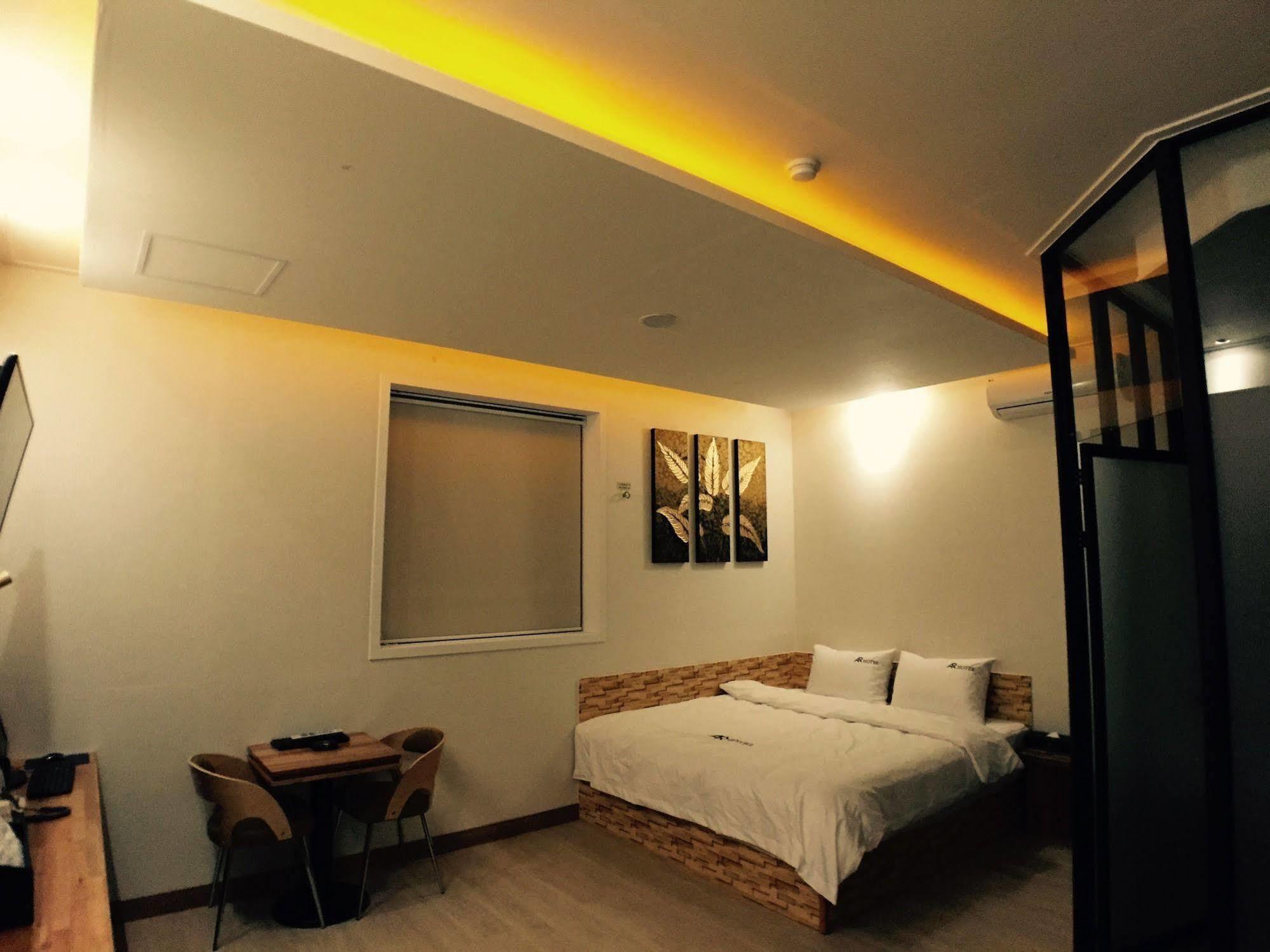 Ara Hotel Пусан Экстерьер фото