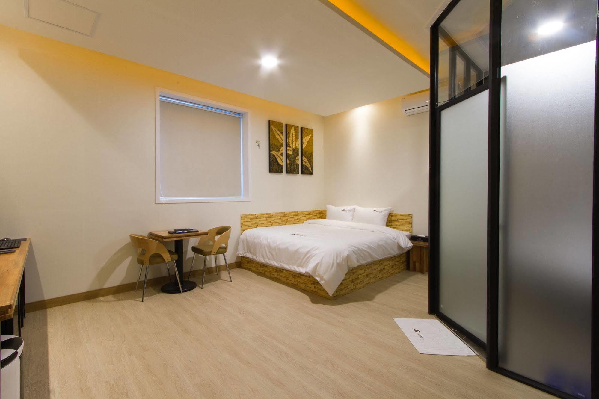 Ara Hotel Пусан Экстерьер фото